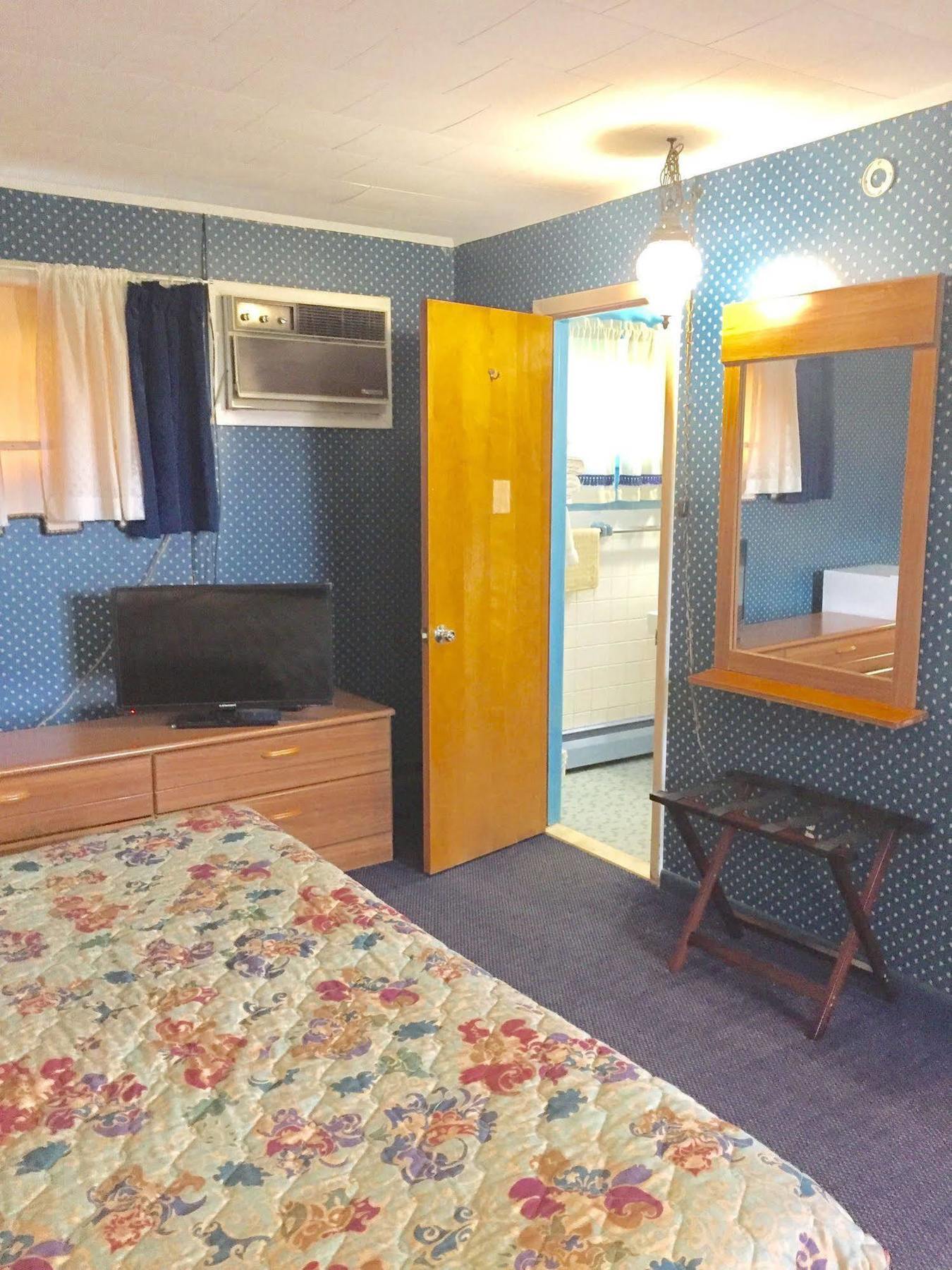 Travel Inn Westmoreland Exteriör bild